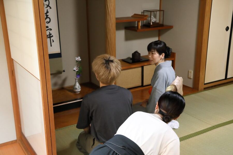 Kyoto Fushimiinari:Wagashi Making & Small Group Tea Ceremony - A 75-minute schedule that stays focused