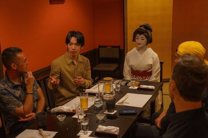 Kyoto: Geisha Dinner & Gion Cultural Walk - Accessibility and comfort