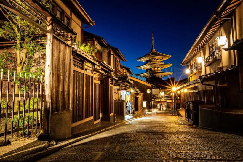 Kyoto Geisha Walking Tour: Gion District & Hidden Gems - Is $25 a fair price for two hours?