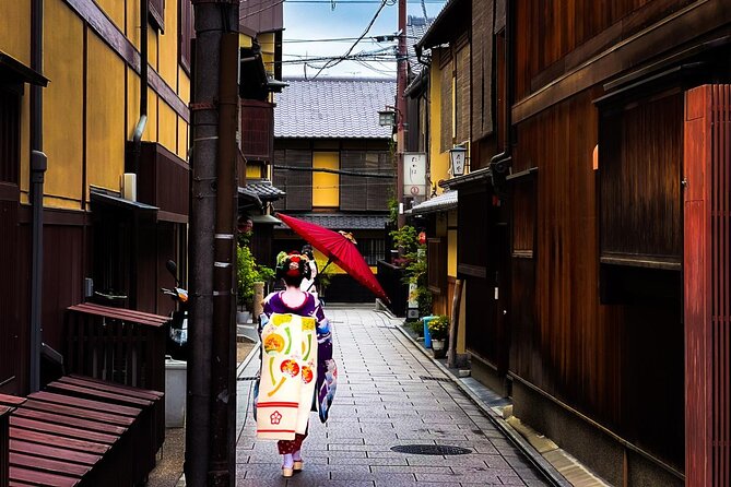 Kyoto: Gion and Geisha District Walking Tour - Why Gion makes a good walking tour