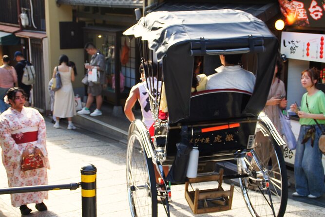 Kyoto: Gion and Geisha District Walking Tour - Yasui-Konpiragu brings an unusual local custom