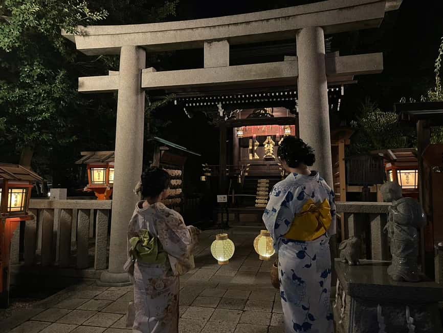 Kyoto: Gion & Geisha District Night Time Walking Tour - Gion in 30 minutes: reading the old streets