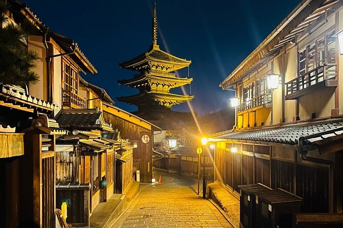 Kyoto: Gion Magical Night Walking Tour - Key points at a glance