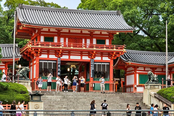 Kyoto Gion Night Walk & Geisha District Guided Tour - Hanamikoji Street, Kyoto’s best-preserved old street