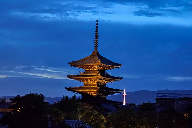 Kyoto Gion Night Walk & Geisha District Guided Tour - Starting near Kyoto Kawaramachi Garden