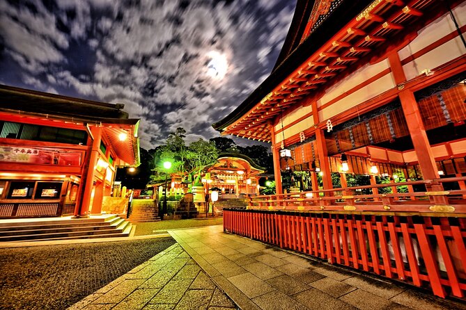Kyoto: Gion Night Walking Tour with Geisha Insight - Gion by lantern light, not by checklist