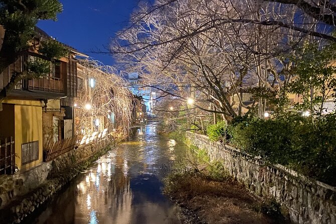 Kyoto: Gion Night Walking Tour with Geisha Insight - From Gion to Shijo-Kawaramachi