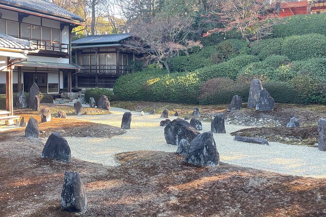 Kyoto Guided Walking Tour: Secret Zen Garden and Fushimi Inari - Komyo-in and the value of a quiet garden