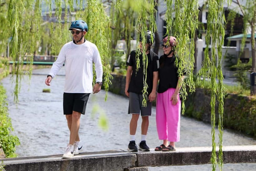 Kyoto: Hidden Gems E-Bike Tour Through Backstreets & Temples - Heian Shrine and a broad change of scale