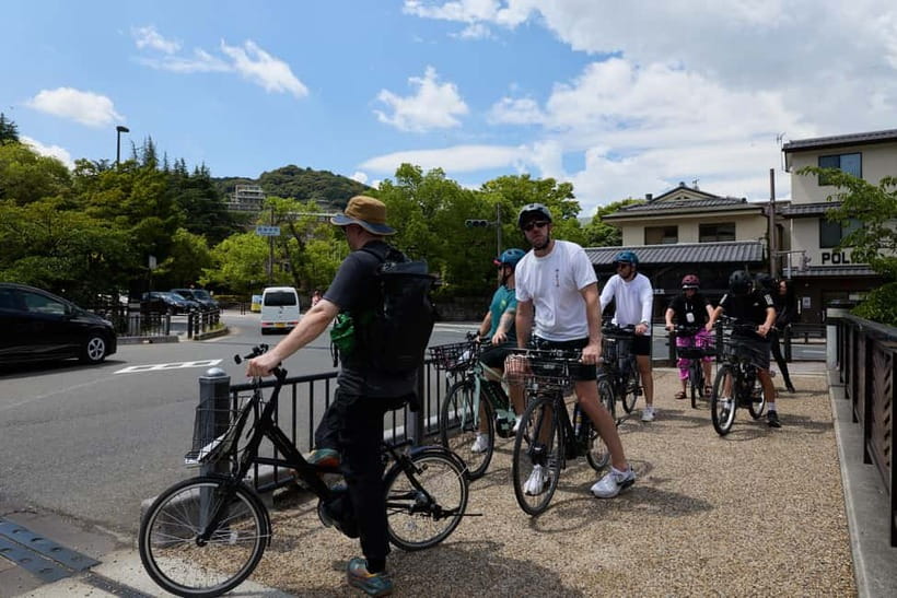 Kyoto: Hidden Gems E-Bike Tour Through Backstreets & Temples - Shimogamo-jinja, a quieter spiritual pause