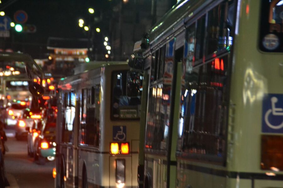 Kyoto Highlights 7-Hour Private Guided Tour - The southeast route: sake, shrines, and old Kyoto slopes