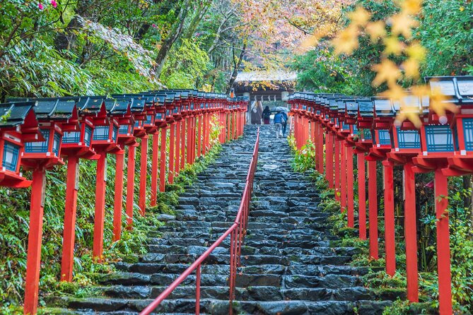 Kyoto Hiking Tour: The Nature and Legends of Kurama and Kibune - Reaching Kifune Shrine and the water god