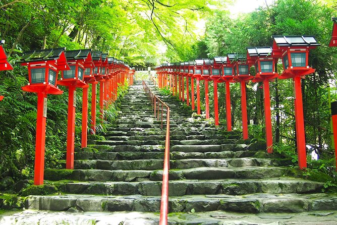 Kyoto Hiking Tour: The Nature and Legends of Kurama and Kibune - The forest climb toward Kurama-dera