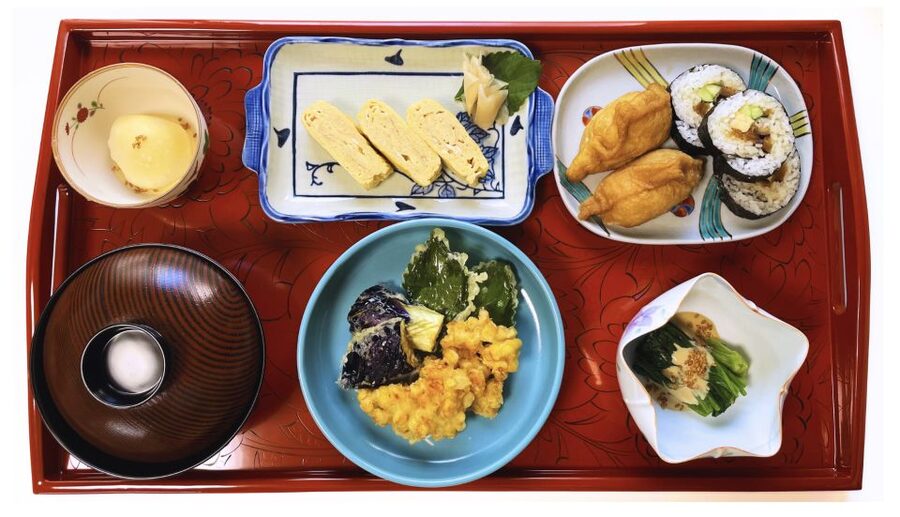 Kyoto Home Cooking Class ＆Supermarket tour near Fushimiinari - Key points at a glance
