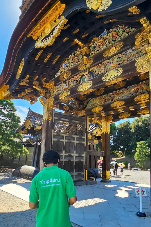 Kyoto: Imperial Palace & Nijo Castle Guided Walking Tour - Three hours, two hours of site visits