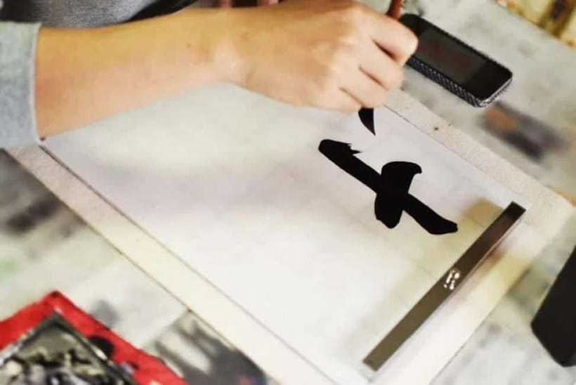 Kyoto: Japanese Calligraphy Class - Making fans, cards, frames, and stationery