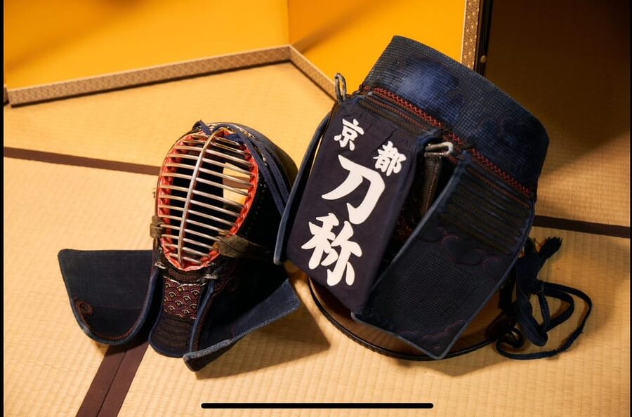 Kyoto: Kendo and Samurai Experience with Uniform and Gear - Meeting Taka and learning the samurai code