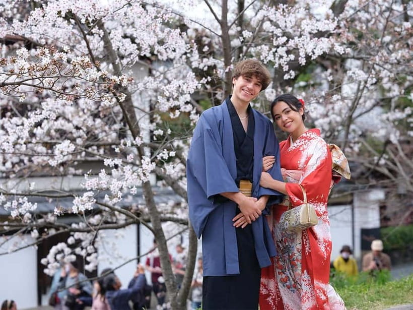 Kyoto Kimono Rental mimosa ｜Kimono/Yukata Rental Couple Plan - Kimono or yukata: which should you choose?