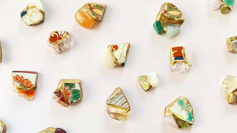 Kyoto: Kintsugi Jewelry Workshop with Natural Stones - Turning cracked ceramics into Kyoto jewelry
