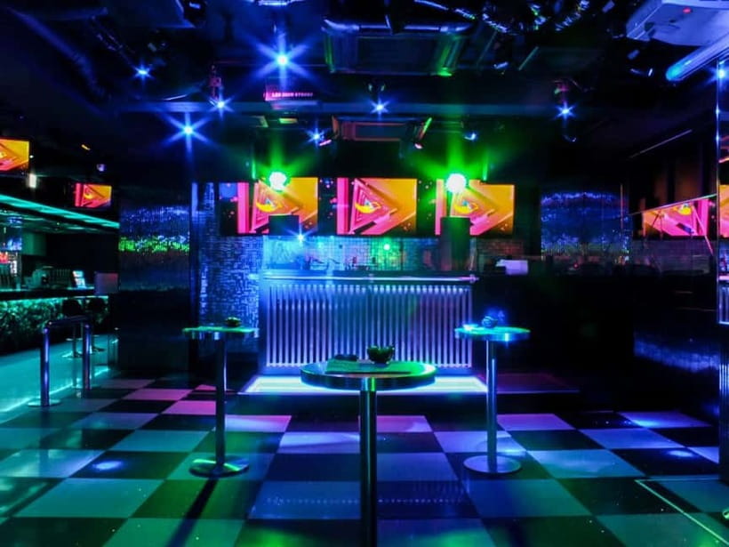 Kyoto: KITSUNE Nightclub Admission Ticket with Drink - Who will get the most from this night
