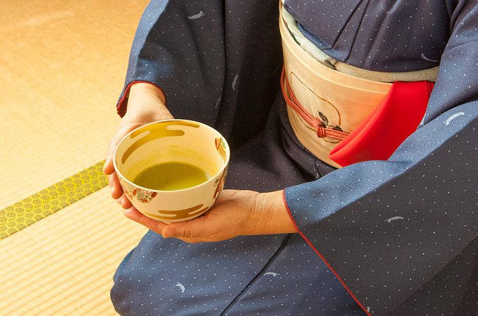 Kyoto Kiyomizu Tea Ceremony with Scenic Garden Views - Group size, comfort, and accessibility