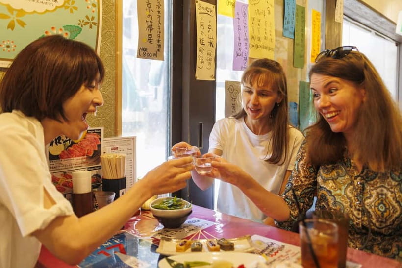 Kyoto: Local Food Tasting Tour at the Nishiki Market - A practical look at the 400-year-old market walk