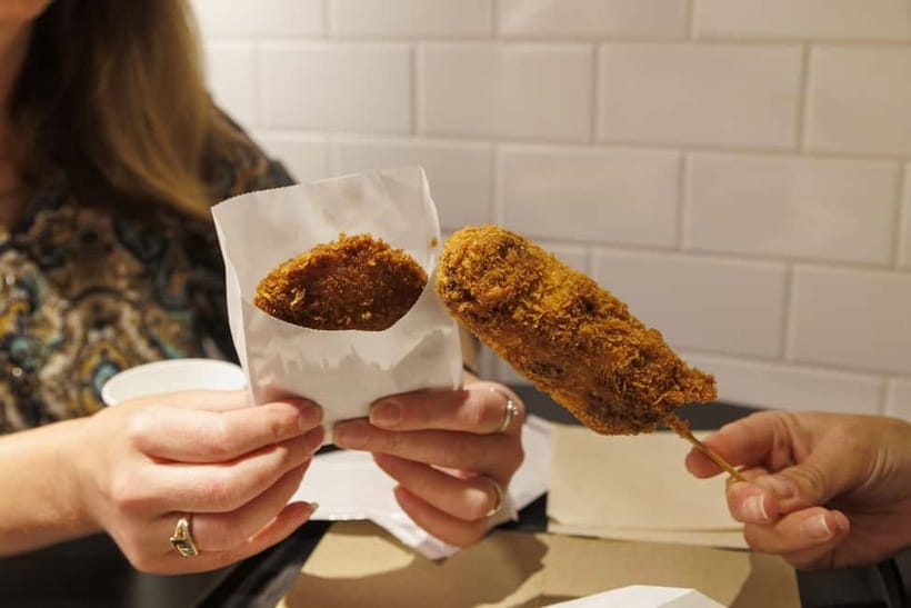 Kyoto: Local Food Tasting Tour at the Nishiki Market - What the guides add to the experience