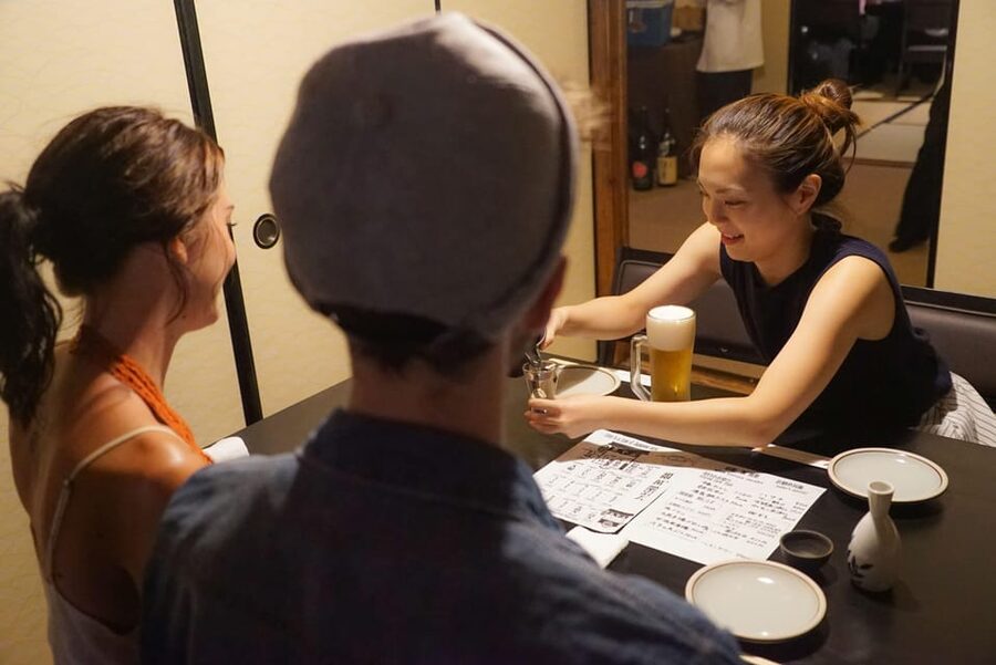 Kyoto: Maiko Dinner in Traditional Restaurant and Tour - Meet at Gion Shijo Station and start with Gion