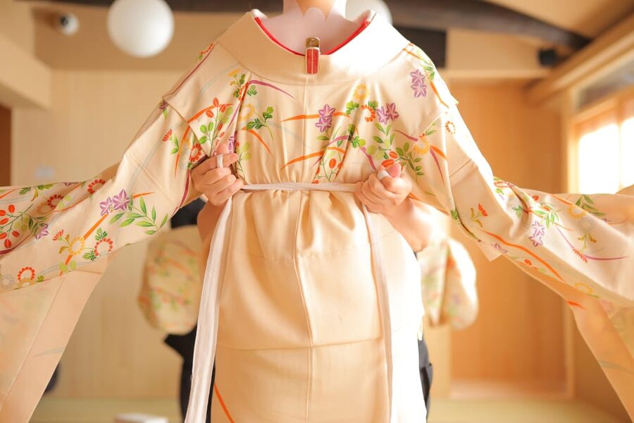 Kyoto: Maiko Makeover and Photoshoot Experience - Comfort, limits, and who should book