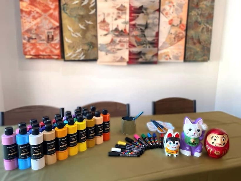 Kyoto: Make Your Own "Daruma" Craft & Painting Workshop - Picking a figure and finding your own design