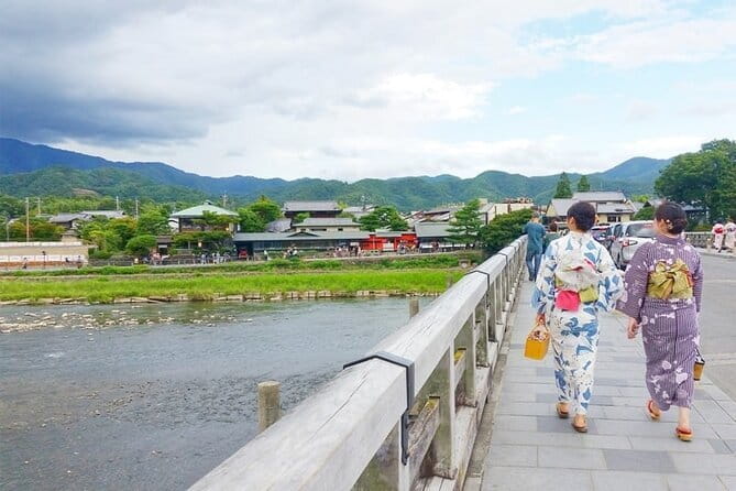 Kyoto & Nara Private Tour from Osaka Kyoto Hotel Pick-up - Fushimi Inari: torii gates and a flexible finish