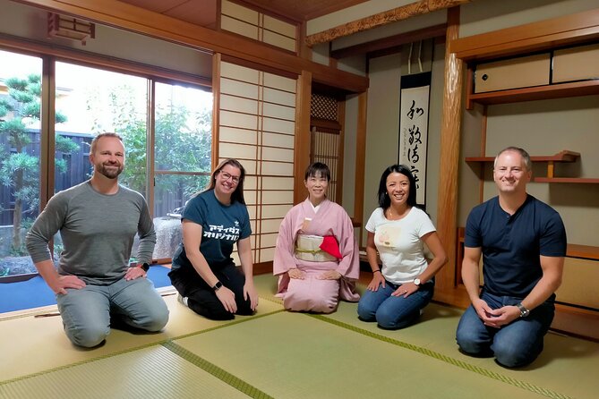 Kyoto near Fushimiinari Wagashi making&Small Group Tea Ceremony - A quiet tea experience near Fushimi Inari