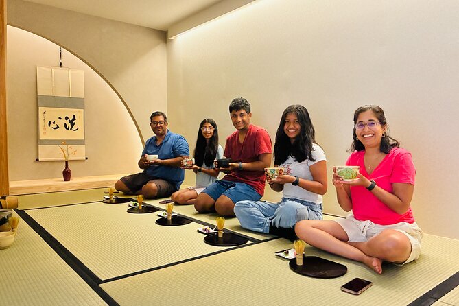 Kyoto: Newly Opened Tea Ceremony - Sanjo Chasuian - The first bowl: watch the host prepare matcha