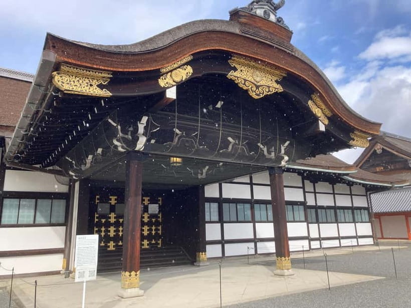 Kyoto: Nijo Castle and Kyoto Imperial Palace Guided Tour - Who will enjoy this Kyoto walk?