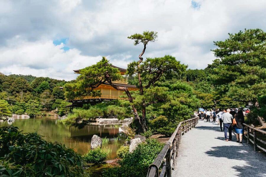 Kyoto: Nijo Castle, Kiyomizu & Fushimi Inari Guided Tour - Why this Kyoto tour works for a first visit