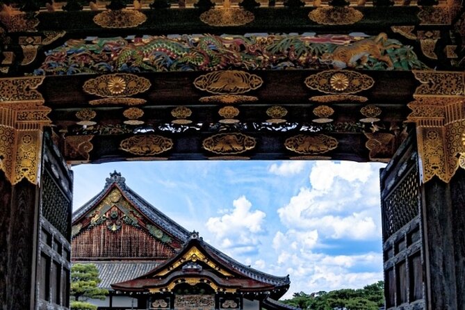 Kyoto: Nijo Castle World Heritage Guided Tour with Admission - What the 90-minute schedule does well