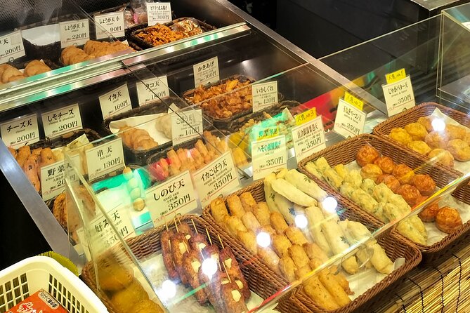 Kyoto Nishiki Market & Depachika: 2-hours Food Tour with a Local - A brief pause at Nishiki Tenmangu Shrine