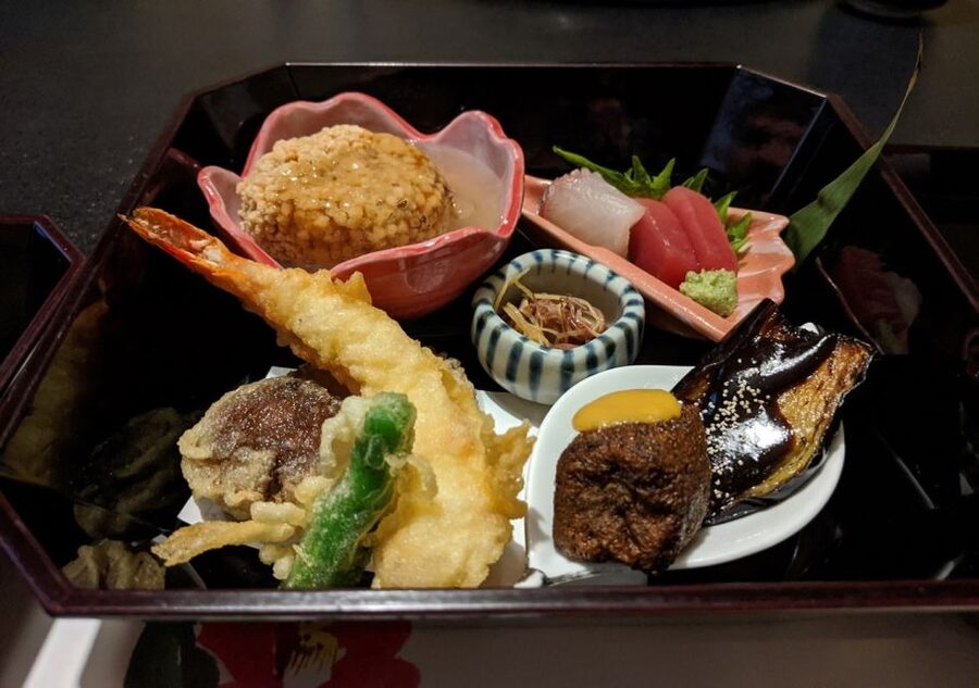 Kyoto: Nishiki Market Food Tour - Shopping time after the tastings