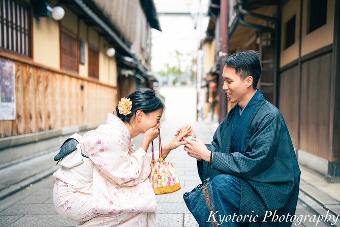 Kyoto Photo Shoot by Professional Photographer (77K Followers) - Poses, Lighting, and the Final Images