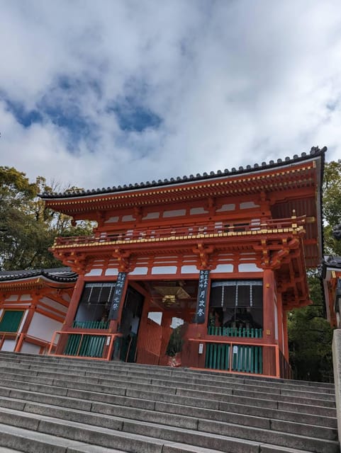 Kyoto: Private 2.5 Hour Historical Walking Tour - Yasaka Koshin-do and the colorful side of Kyoto
