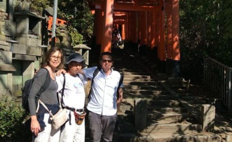 Kyoto : Private Custom Walking Tour With A Local Guide - Gion, Local Streets, and Food Advice