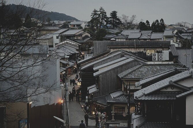 Kyoto: Private Flexible 3 hours tour with a local guide - What the $131.38 price buys you