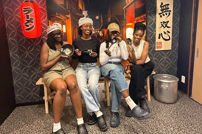 Kyoto Ramen Spoon Painting & Michelin Cooking Class - Why the small group makes a difference