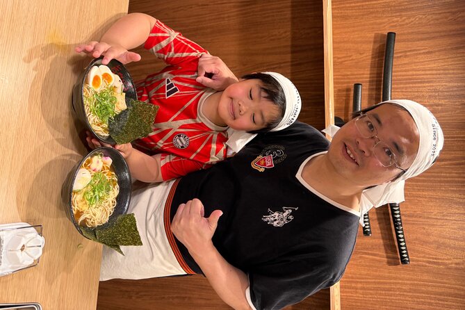 Kyoto Ramen Spoon Painting & Michelin Cooking Class - The role of Shin, Amiru, and the teaching style
