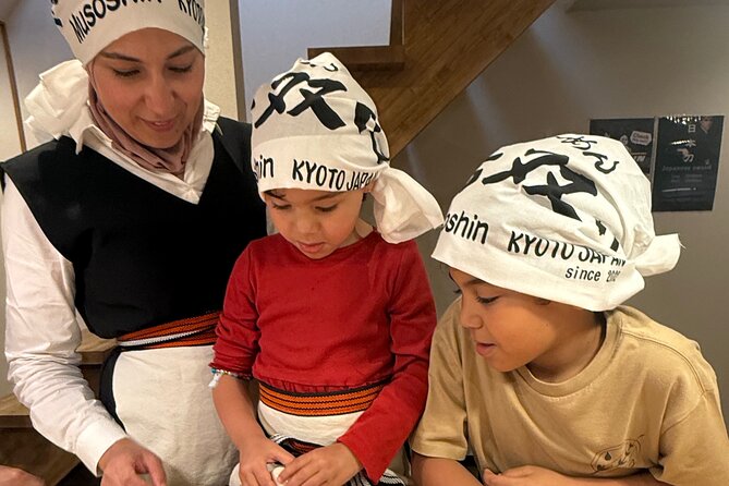 Kyoto Ramen Spoon Painting & Michelin Cooking Class - Meeting point, timing, and practical value