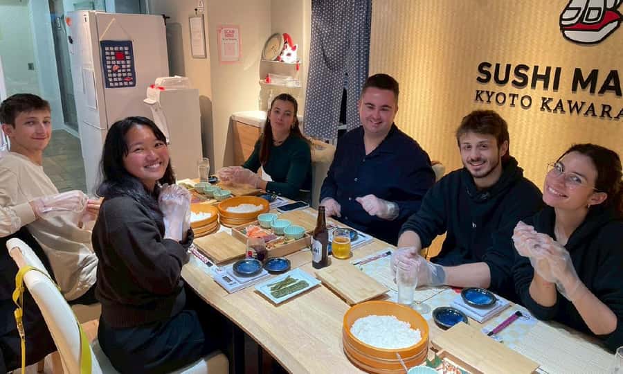 Kyoto: Sushi Making Experience in Kawaramachi - Dietary rules you should check before booking