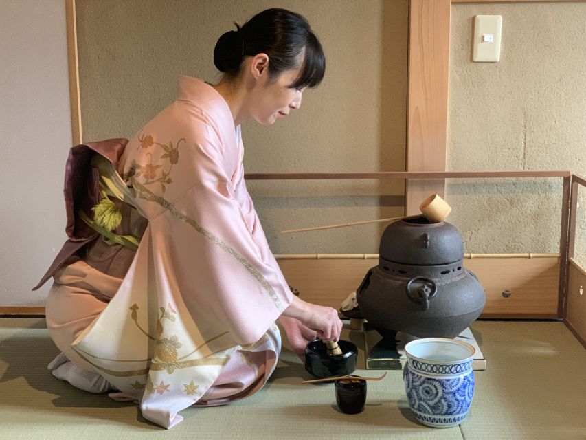 Kyoto: Tea Ceremony Experience - The opening lesson: tools, rooms, and quiet rules