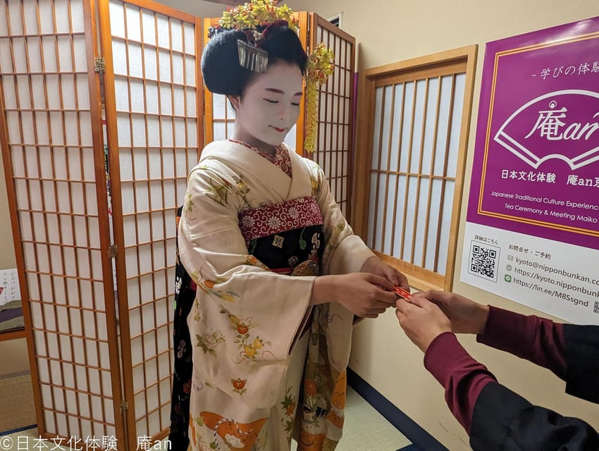 Kyoto: Tea Ceremony with Maiko Premium - Meeting a Maiko beyond the Gion street scene