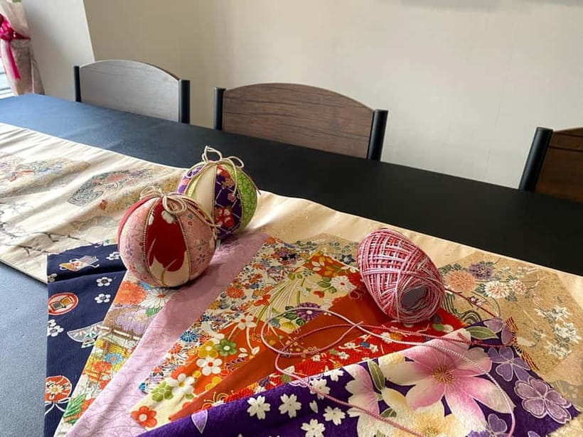 Kyoto: Traditional Kimono Fabric Handicrafts Workshop - Tea, Japanese sweets, and a slower hour in Kyoto