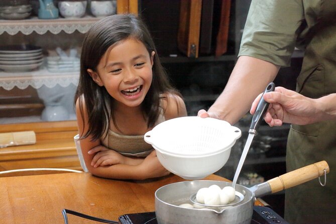 Kyoto Wagashi(Japanese sweets) Cooking Class near Fushimiinari - A quiet introduction to wagashi near Fushimi Inari